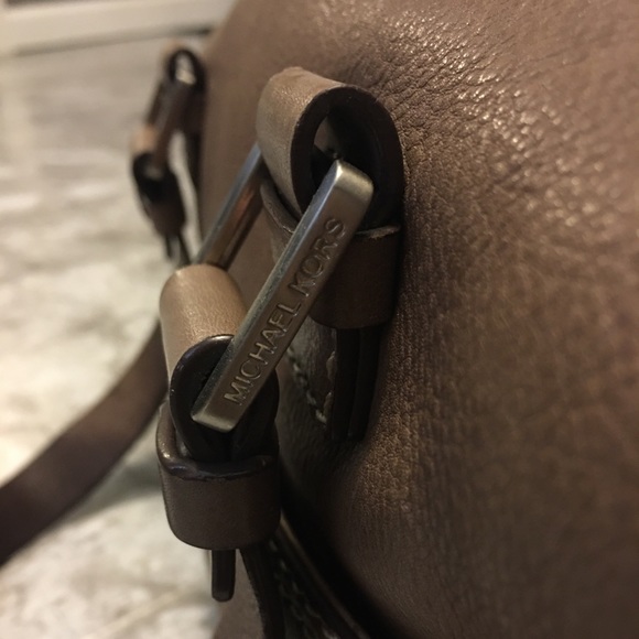 Vintage Michael Kors Handbag - Picture 4 of 5